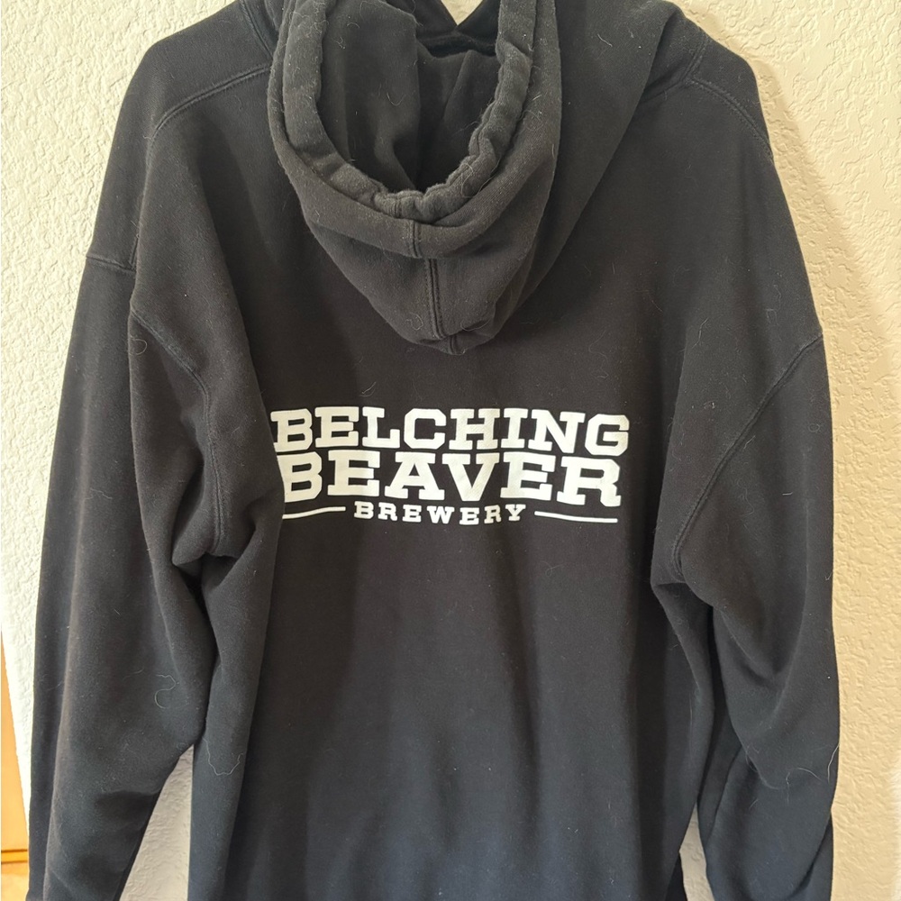 Black Hoodie Belching Beaver Brewery (small hole)